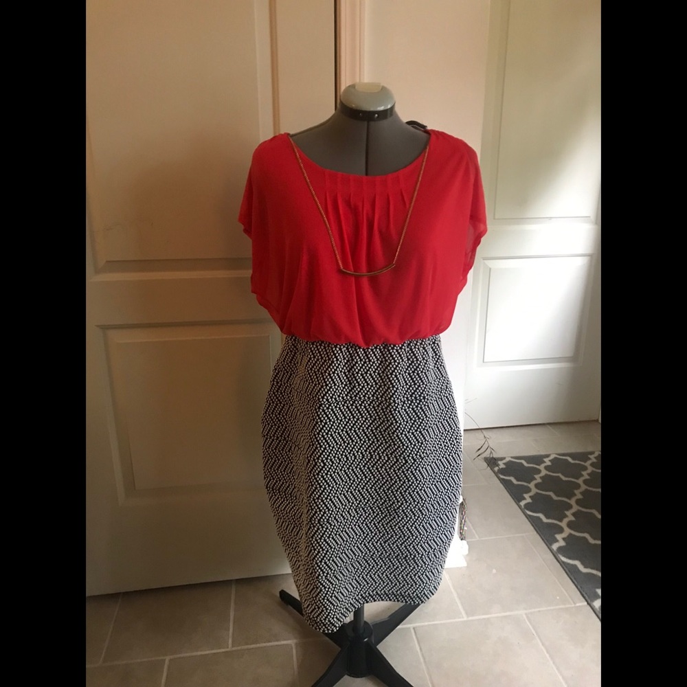 Enfocus Studio Women | Polka Dot Chevron Dress